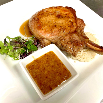 Order Family style Pork Chops 14oz each feeds 4 food online from Twin Willows store, Narragansett on bringmethat.com